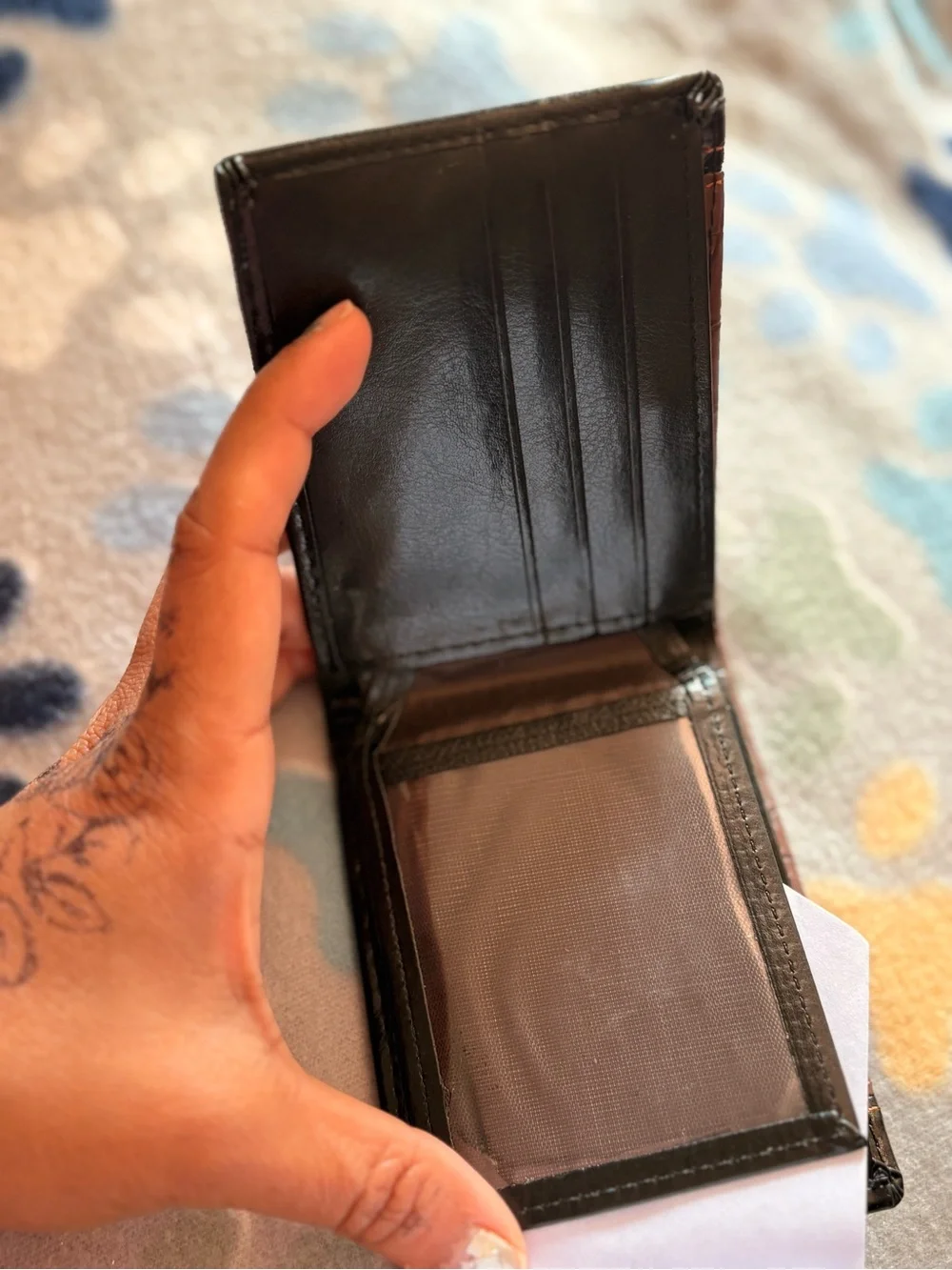Vintage compact wallet